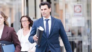 La Fiscalia demana 3 anys i 9 mesos de presó per a la parella d’Ayuso
