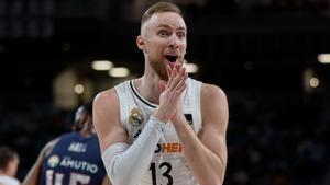 El alero bosnio del Real Madrid, Dzanan Musa, durante un encuentro de Liga Endesa