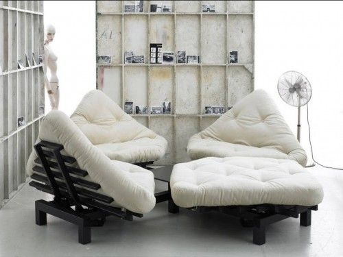 Sofá - cama convertible en 4 sillas con mesa. 856,00 €