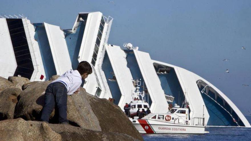 Localizan otro cadáver entre los restos del &#039;Costa Concordia&#039;