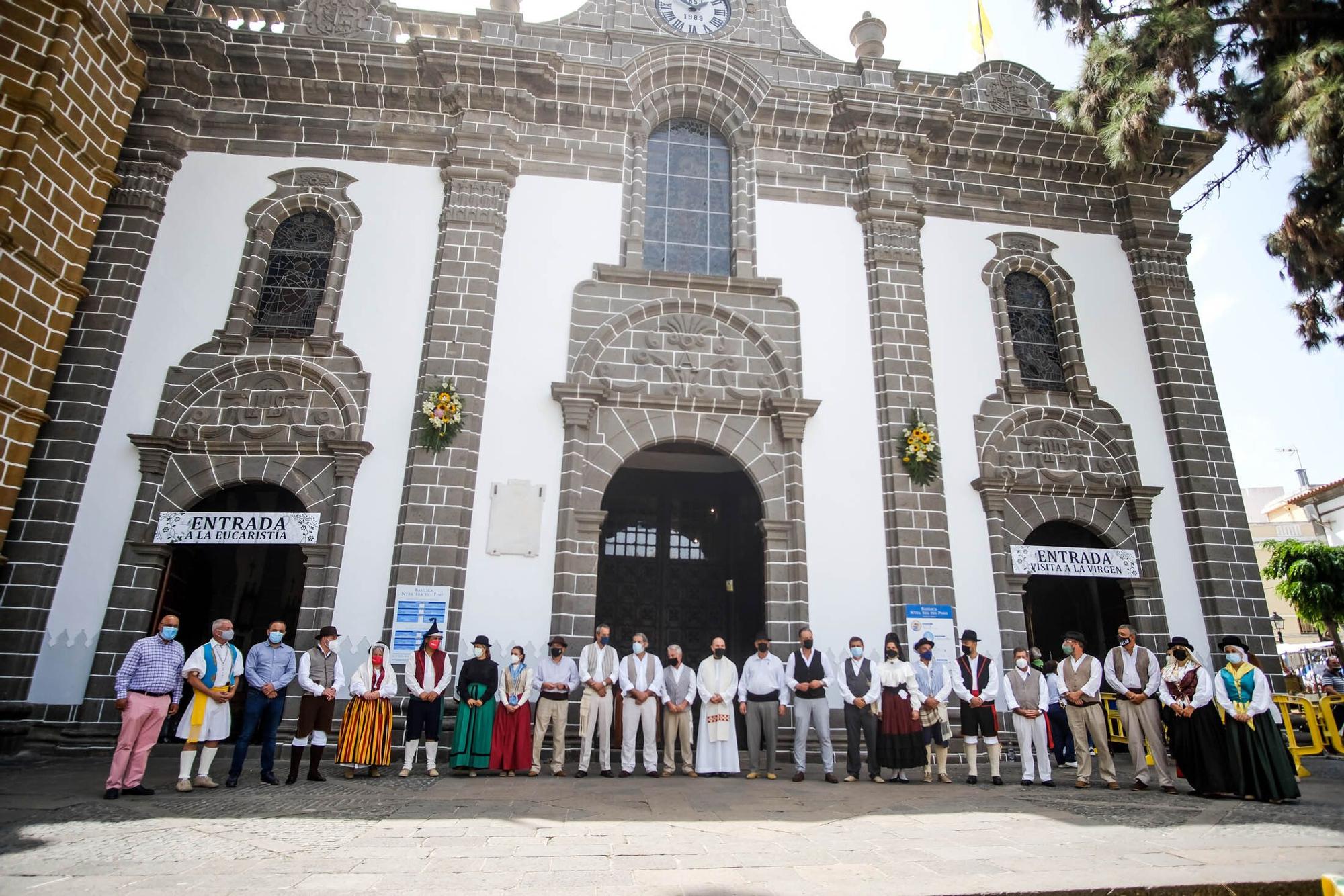 Ofrenda simbólica de los ayuntamientos de Gran Canaria a la Virgen del Pino (07/09/2021)