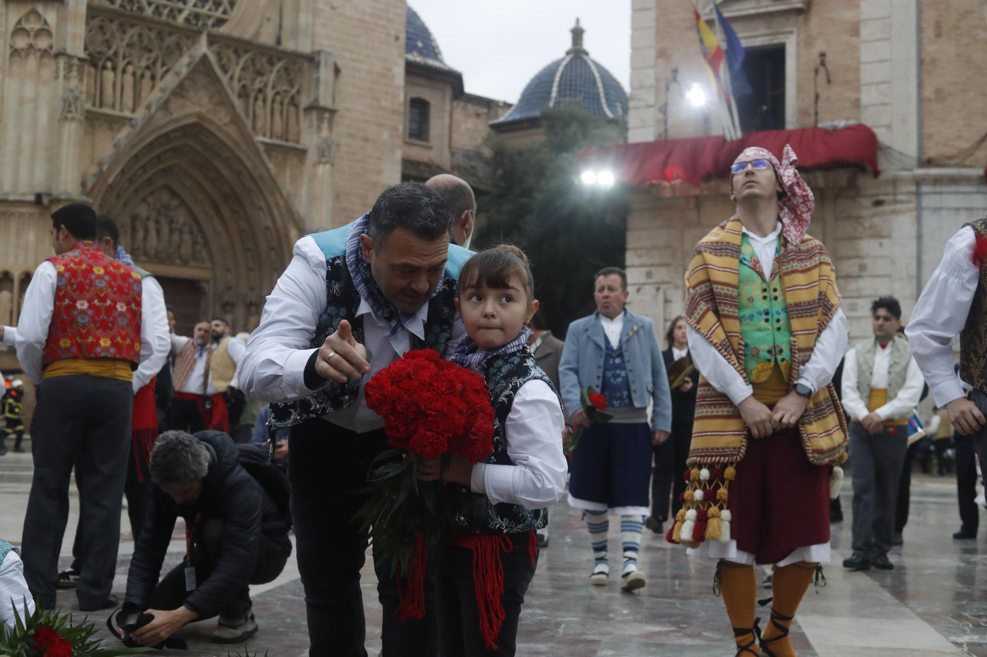 Búscate en el segundo día de ofrenda por la calle de la Paz (entre las 17:00 a las 18:00 horas)