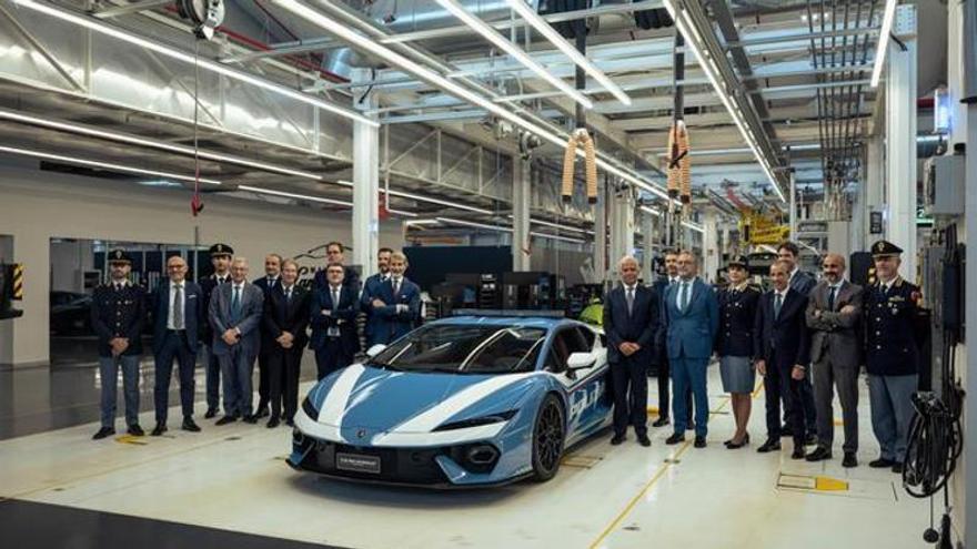 La policía italiana estrena un Lamborghini de 920 CV para el transporte urgente de órganos