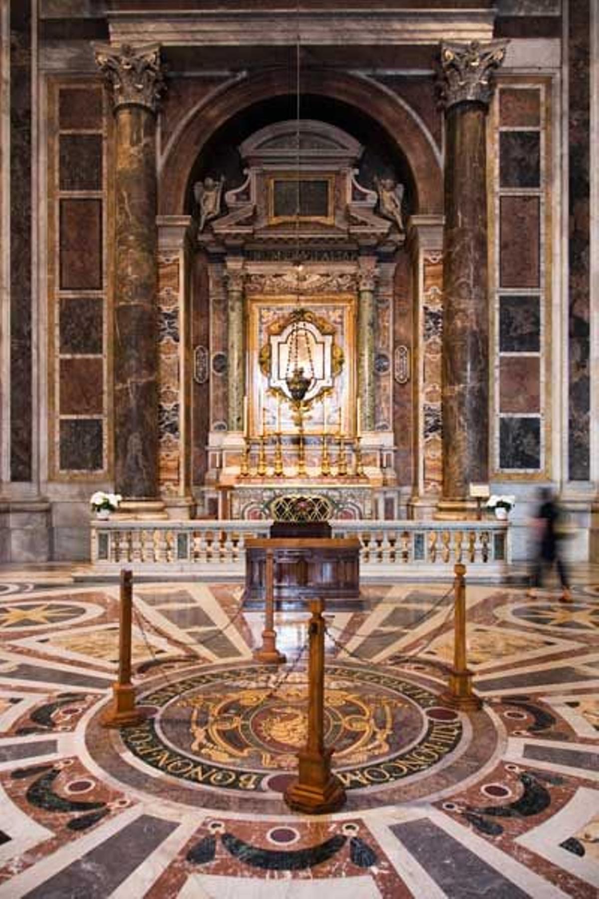 Interior de la Basílica de San Pedro.