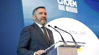 López Abad: "España debería trabajar 41,8 horas para alcanzar la productividad media de Europa"