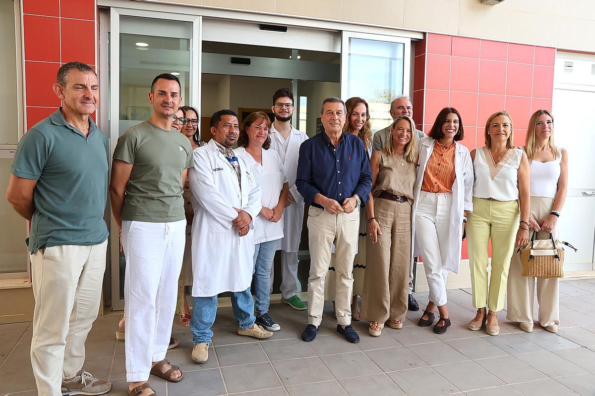 El conseller Marciano Gómez visita junto a la alcaldesa Paz Carceller el consultorio auxiliar de Puçol.