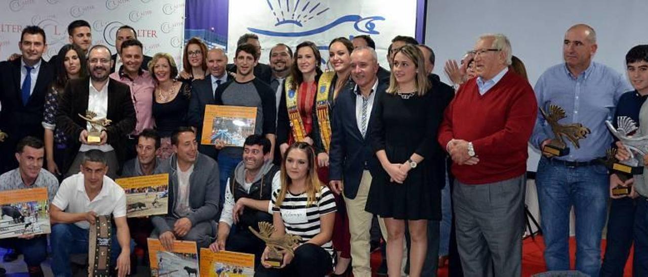 Les Penyes en Festes entrega sus premios