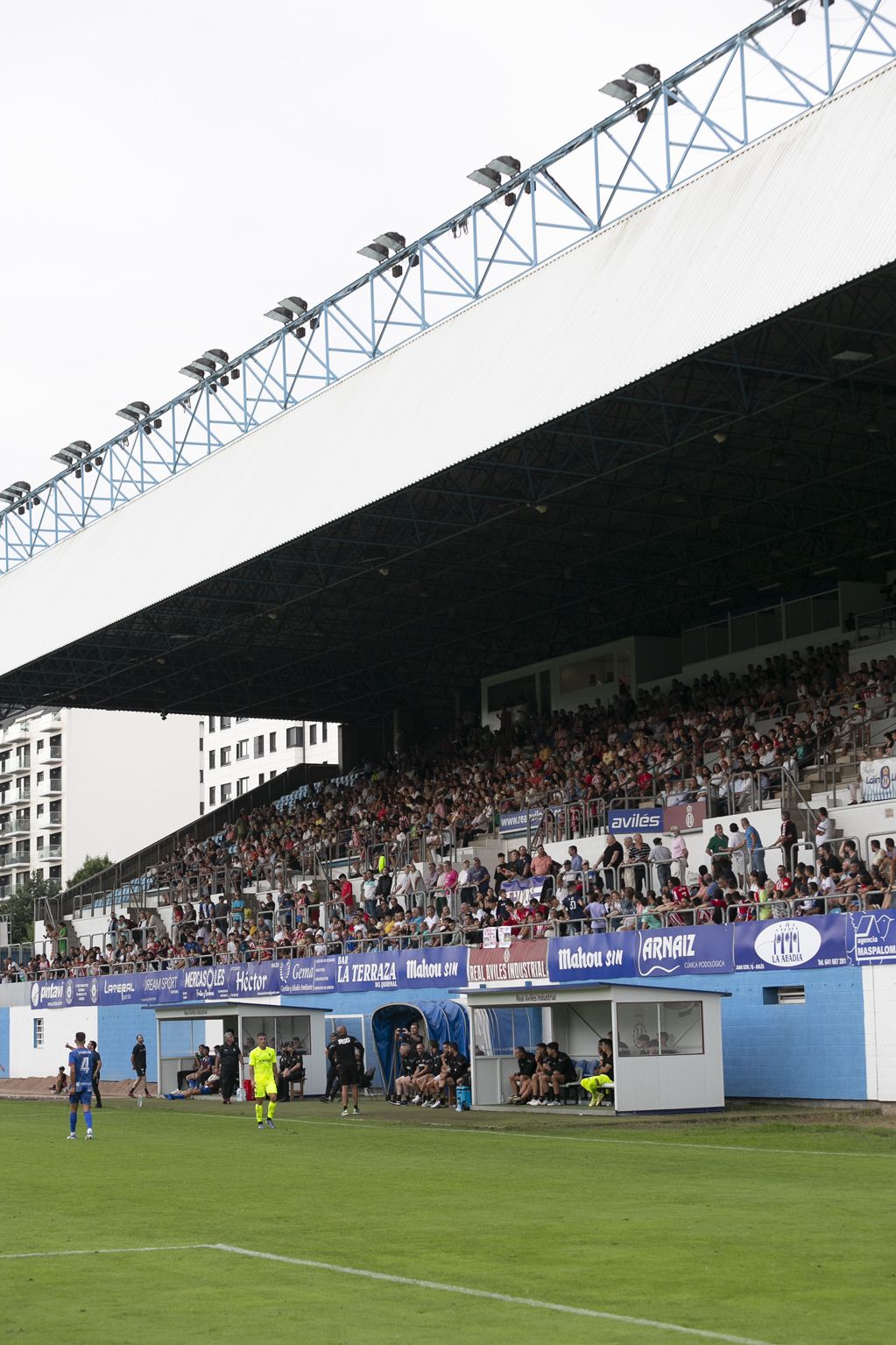 En imágenes: asi fue la victoria del Sporting (0-1) en el Suárez Puerta ante el Real Avilés