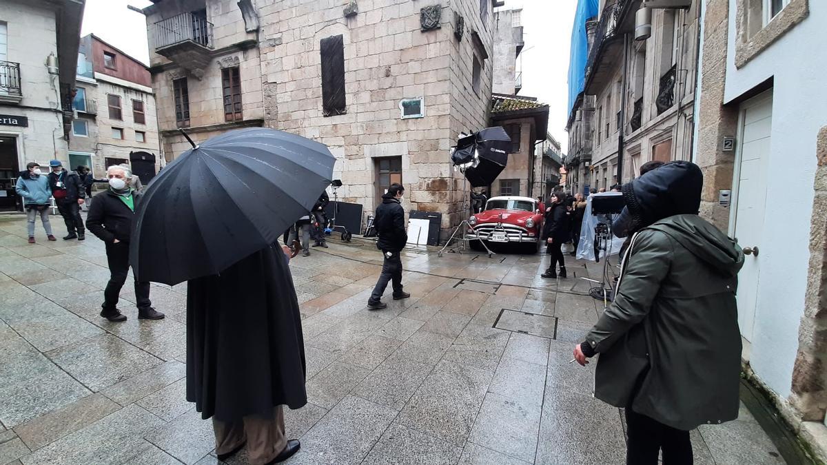 Persecución con disparos en el Casco Vello de Vigo... para Amazon