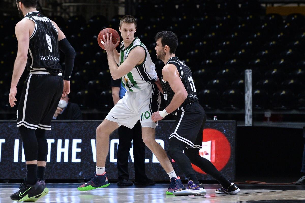 El Joventut no pudo llevarse el triunfo de Bolonia