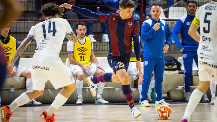 Peñíscola-BeSoccer UMA Antequera, cruce de cuartos de final en la Copa