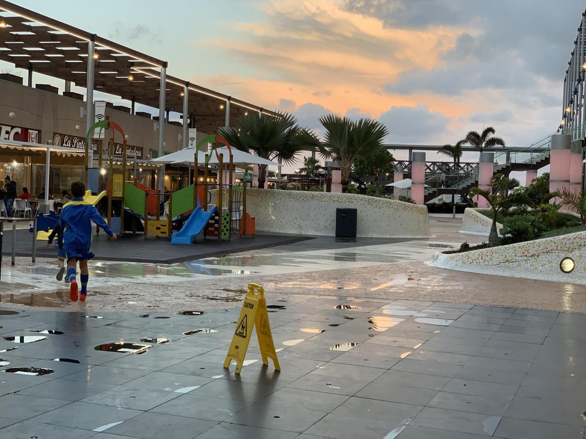 El Centro Comercial Las Terrazas, en Gran Canaria, este domingo