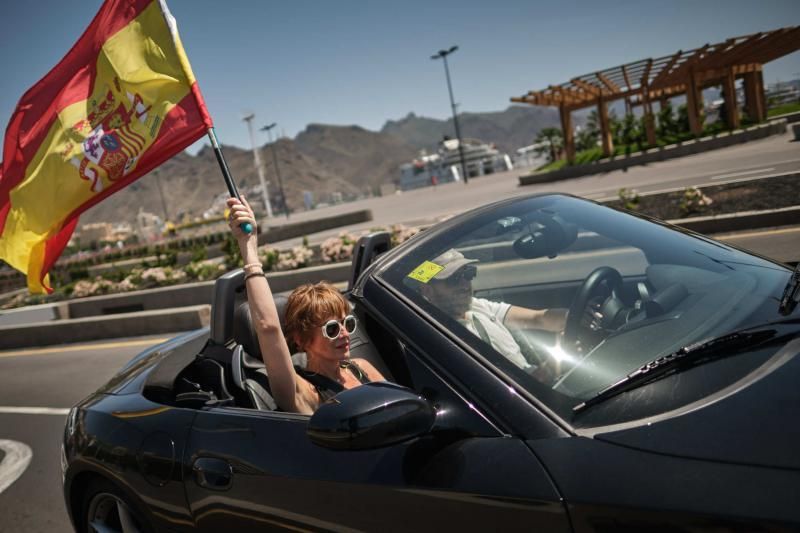 Manifestación de VOX en Santa Cruz de Tenerife  | 23/05/2020 | Fotógrafo: Andrés Gutiérrez Taberne