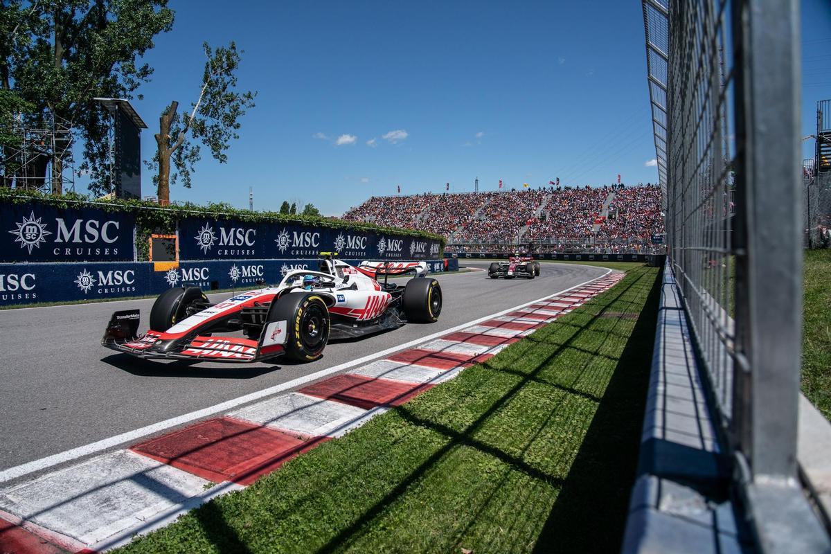 Montreal (Canada), 19/06/2022.- German Formula One driver Mick Schumacher of Haas F1 Team in action during the Formula One Grand Prix of Canada at the Circuit Gilles-Villeneuve in Montreal, Canada, 19 June 2022. (Fórmula Uno) EFE/EPA/ANDRE PICHETTE