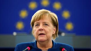 Merkel planta cara a Trump y defiende un ejército europeo