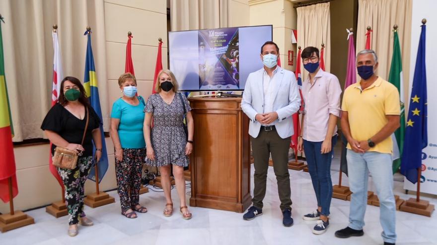 Presentación en el Ayuntamiento de las fiestas de la Carretera de Cádiz