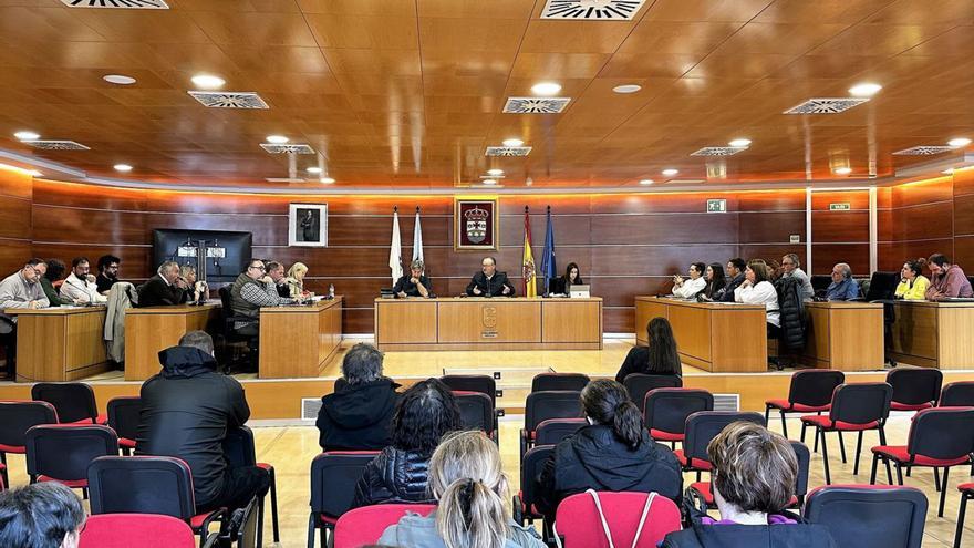 El PP amenaza con acciones “judiciales” si en seis meses Culleredo no regulariza contratos