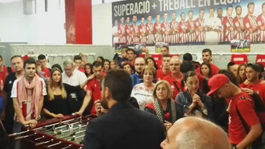 Sorpresa pels jugadors del Girona en arribar al camp