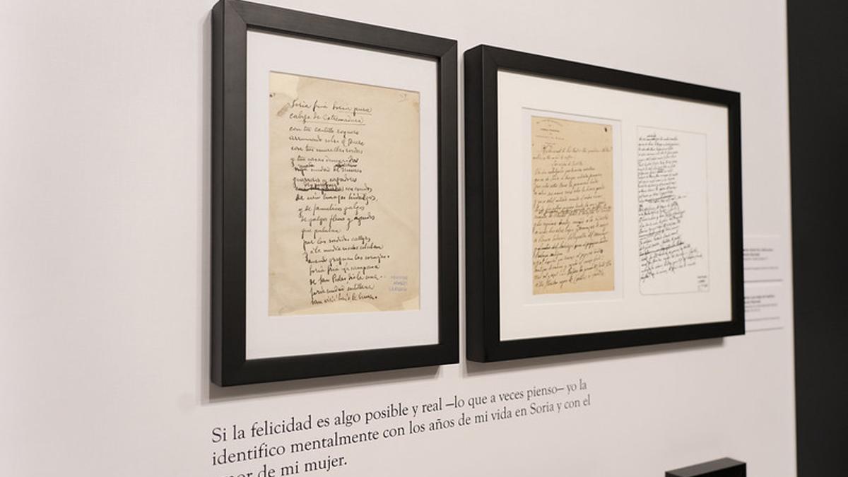 Manuscritos de poemas que Antonio Machado escribió durante su etapa en Soria.