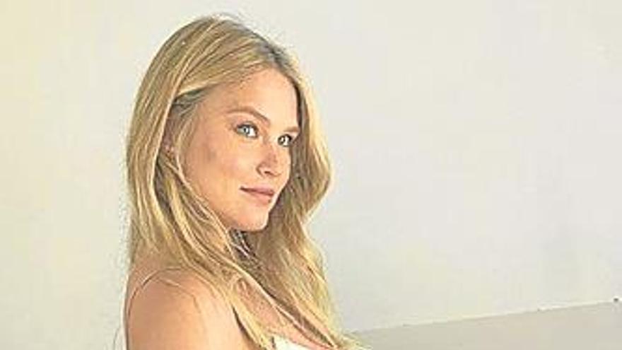 La modelo Bar Refaeli, «a punto de explotar»