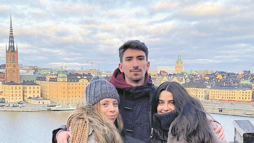 Isabel Martínez, Ricardo Villaplana y Paula Peloche.