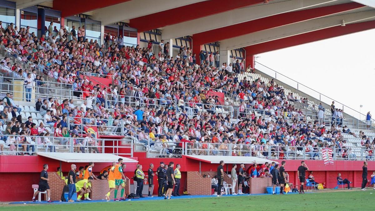 El Algeciras llevará a La Rosaleda más de 1.000 aficionados.