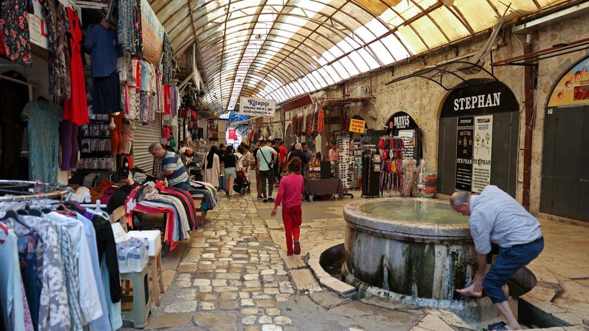 Mercado en la ciudad de Antioquía, en el sur de Turquía.
