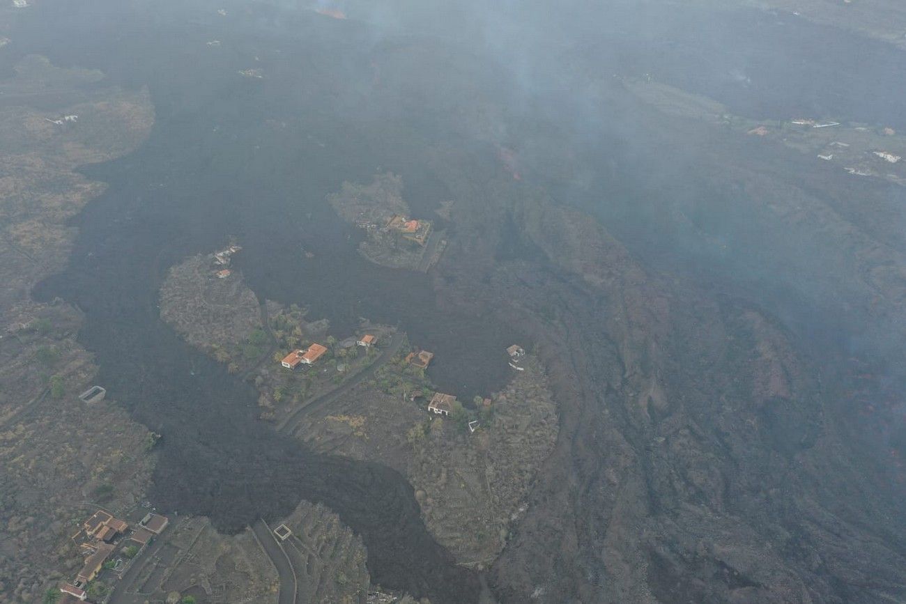 El avance de la lava del volcán de La Palma, a vista de pájaro en el décimo día de erupción