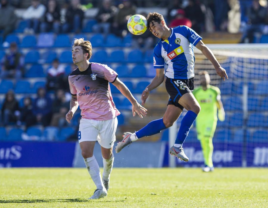 El Hércules desperdicia la ocasión y no pasa del empate ante el AE Prat.