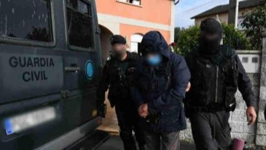 Diez detenidos en Galicia en un golpe al narcotráfico vinculado a un clan de Poio