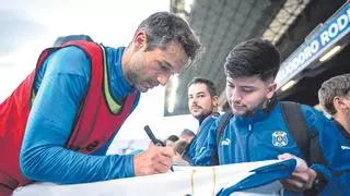 Aitor Sanz, renovado una temporada: el capitán competirá por el ascenso