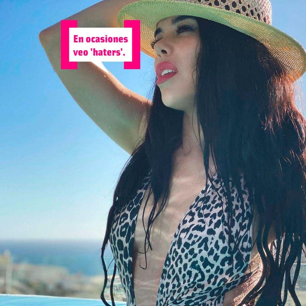 Beatriz Luengo en la playa