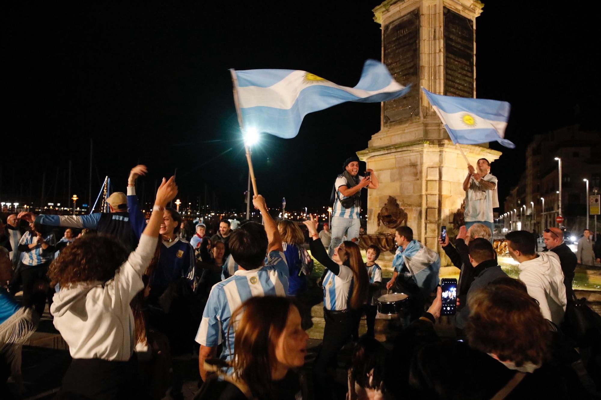 En imágenes: Gijón celebra el Mundial de Argentina como propio