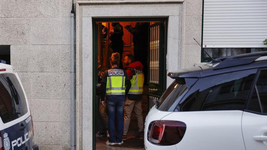 El presunto autor del crimen de Ribeira tenía denuncias previas de una pareja anterior