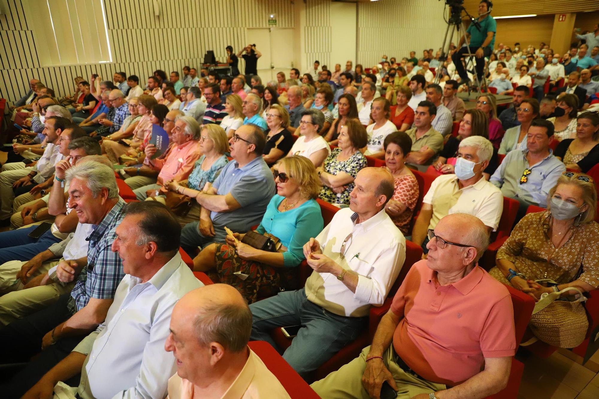 El presidente del Partido Popular, Núñez Feijóo, participa en Córdoba en un acto electoral del PP cordobés