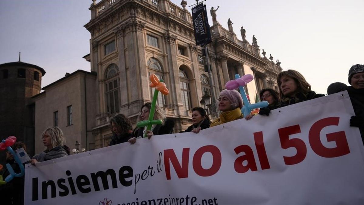 Protesta contra el 5G en Turín, el pasado enero.