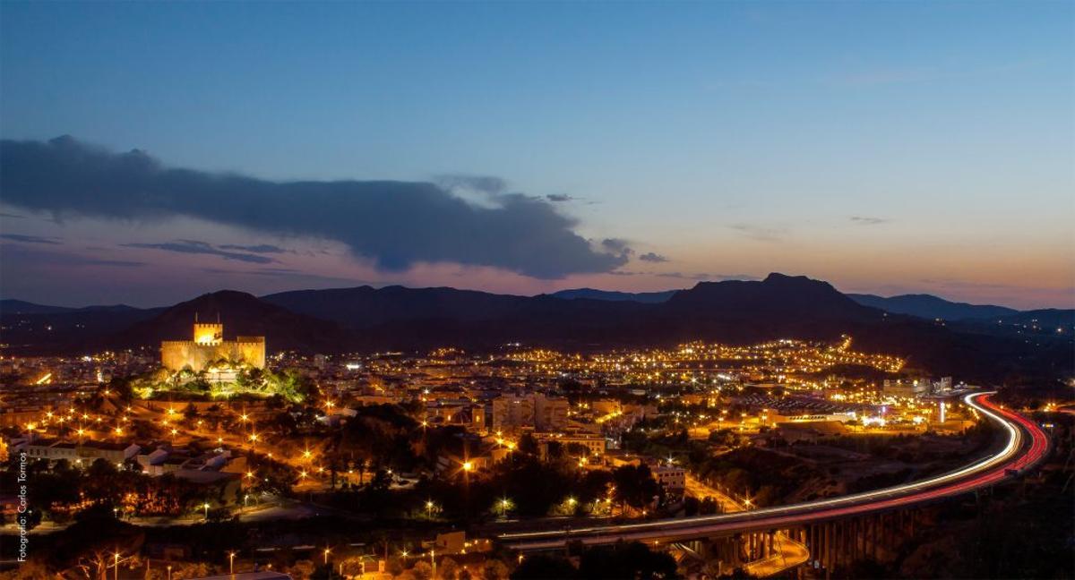Panorámica del municipio de Petrer.