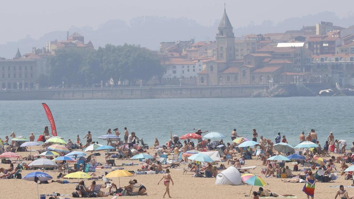 Playa de San Lorenzo.