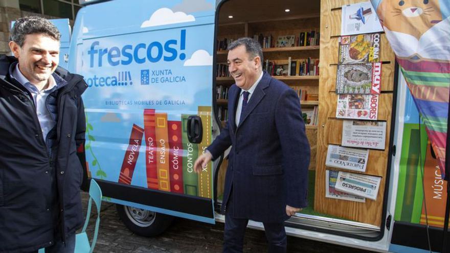 “A furgoteca”, el servicio móvil de préstamo de libros en el “Ourense vaciado”