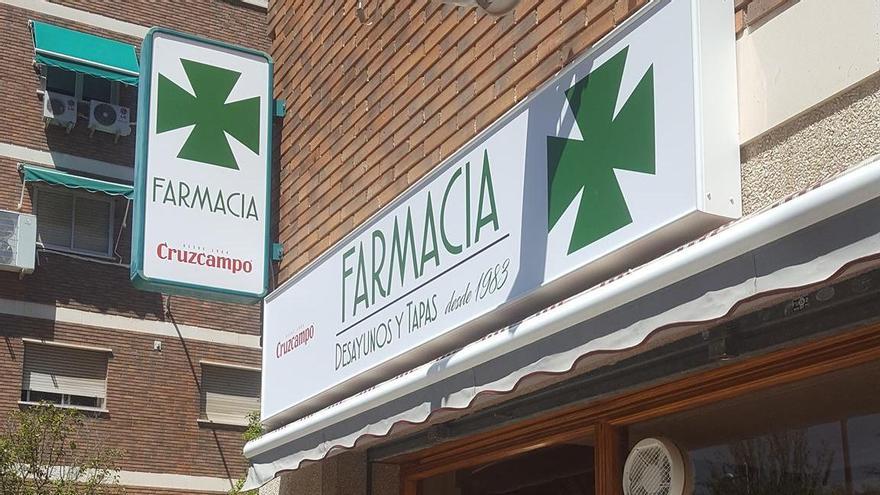 Farmacia desayunos y tapas en Granada
