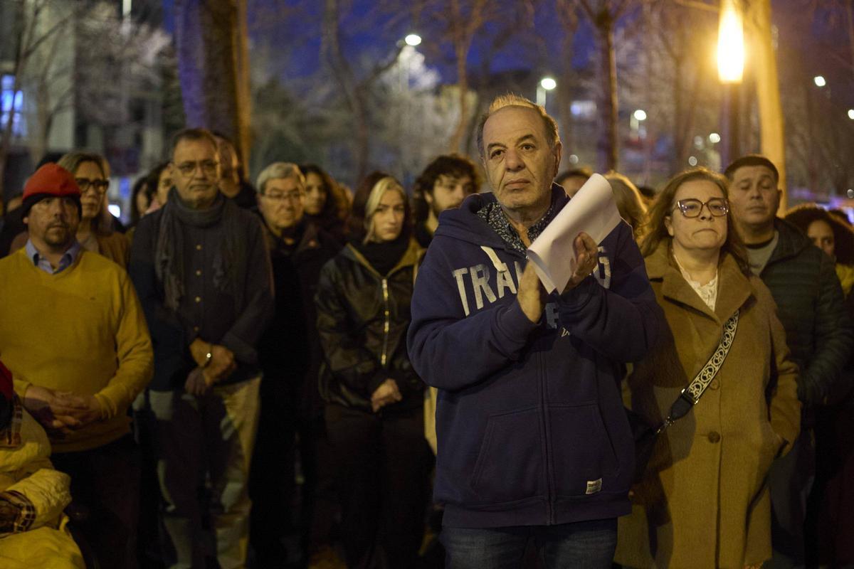 Les fotos de la concentració de rebuig a l'agressió de l'home sensellar de Girona