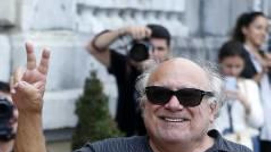 El actor  Danny DeVito &quot;protagoniza&quot; el inicio del Festival de San Sebastián