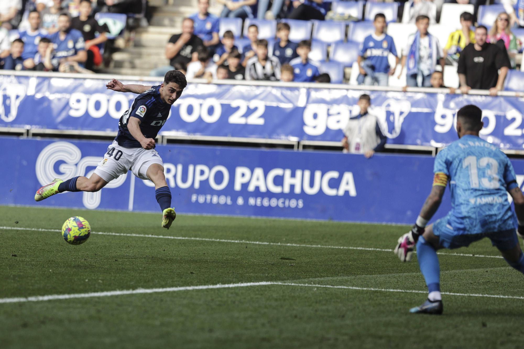 En imágenes: Así fue el partido entre el Real Oviedo y el Zaragoza en el Tartiere