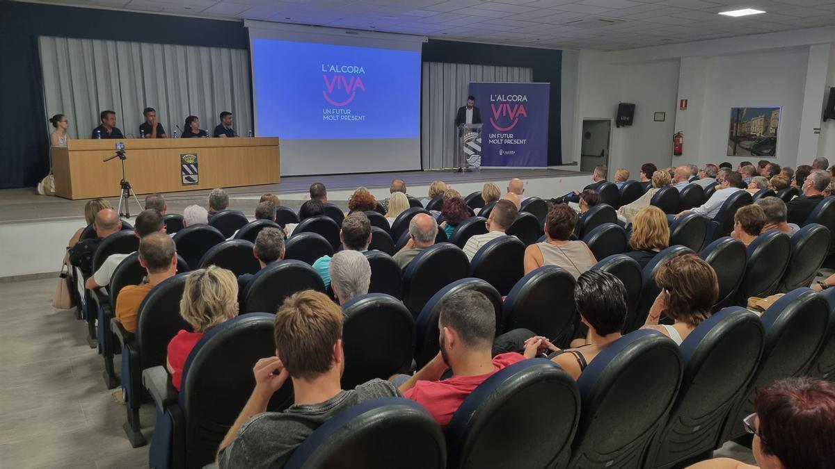 El alcalde, Samuel Falomir, fue el encargado de cerrar el acto de presentación de la hoja de ruta y acción l’Alcora 2030.