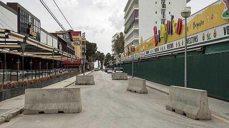 Los establecimientos de Platja de Palma permanecen cerrados.