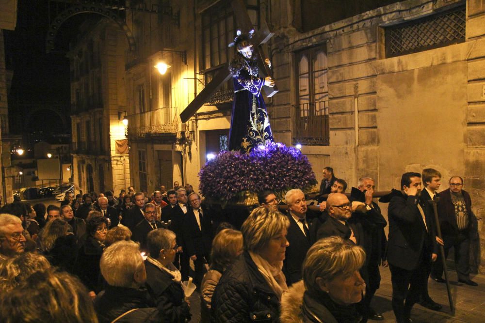 El último abrazo en Alcoy