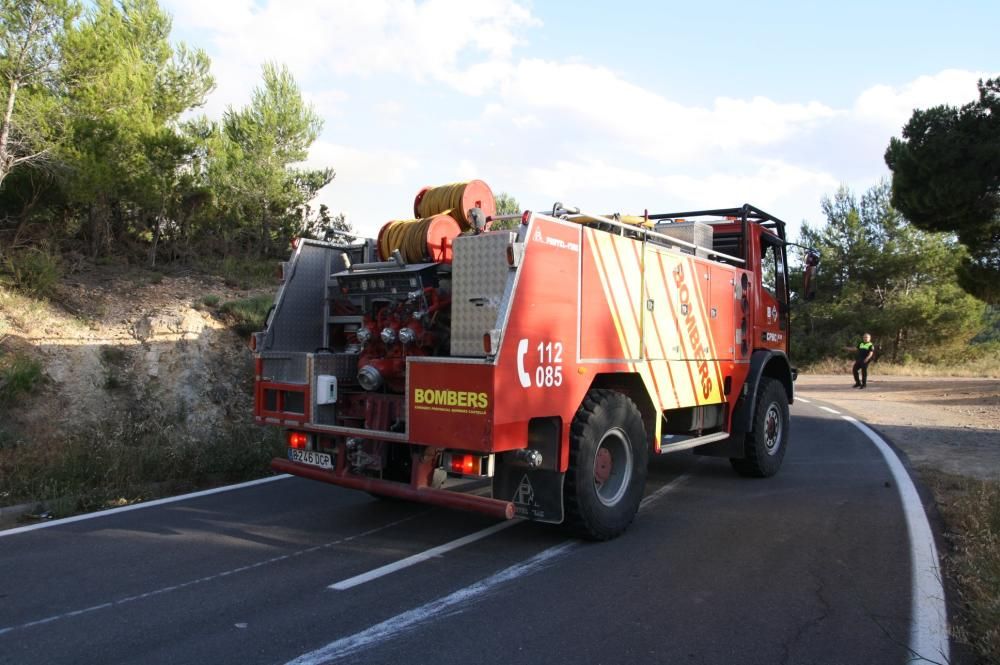 Un incendio amenaza la Calderona en Gátova