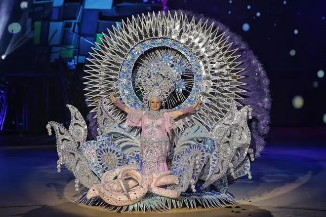 Gala de Elección de la Reina de los Mayores del Carnaval de Santa Cruz 2025