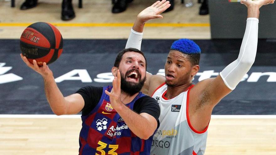 Mirotic, en una partido ante el San Pablo Burgos.