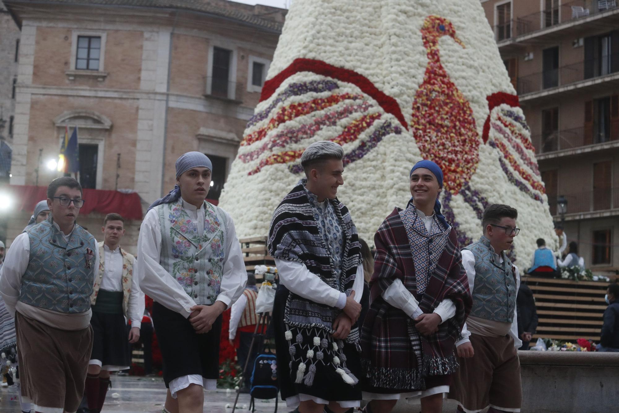 Búscate en el segundo día de ofrenda por la calle de la Paz (entre las 18:00 a las 19:00 horas)